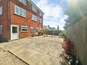 LOWER PARK ROAD- click for photo gallery